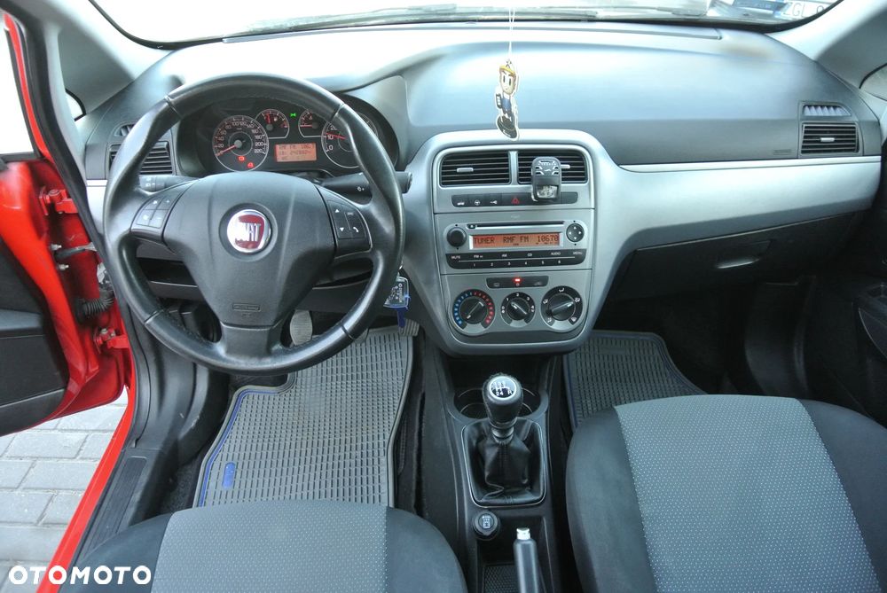 Fiat Punto 1.2 8V - 9