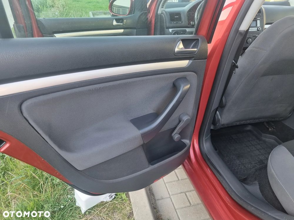 Volkswagen Golf V 1.4 TSI Comfortline - 9