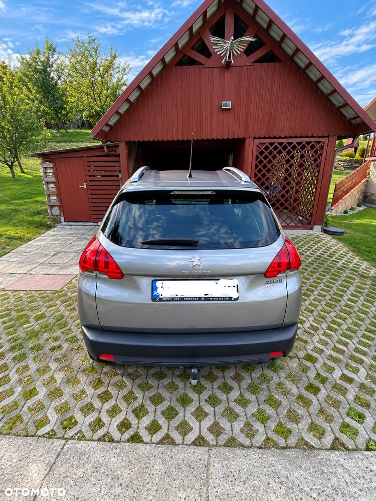 Peugeot 2008 - 5