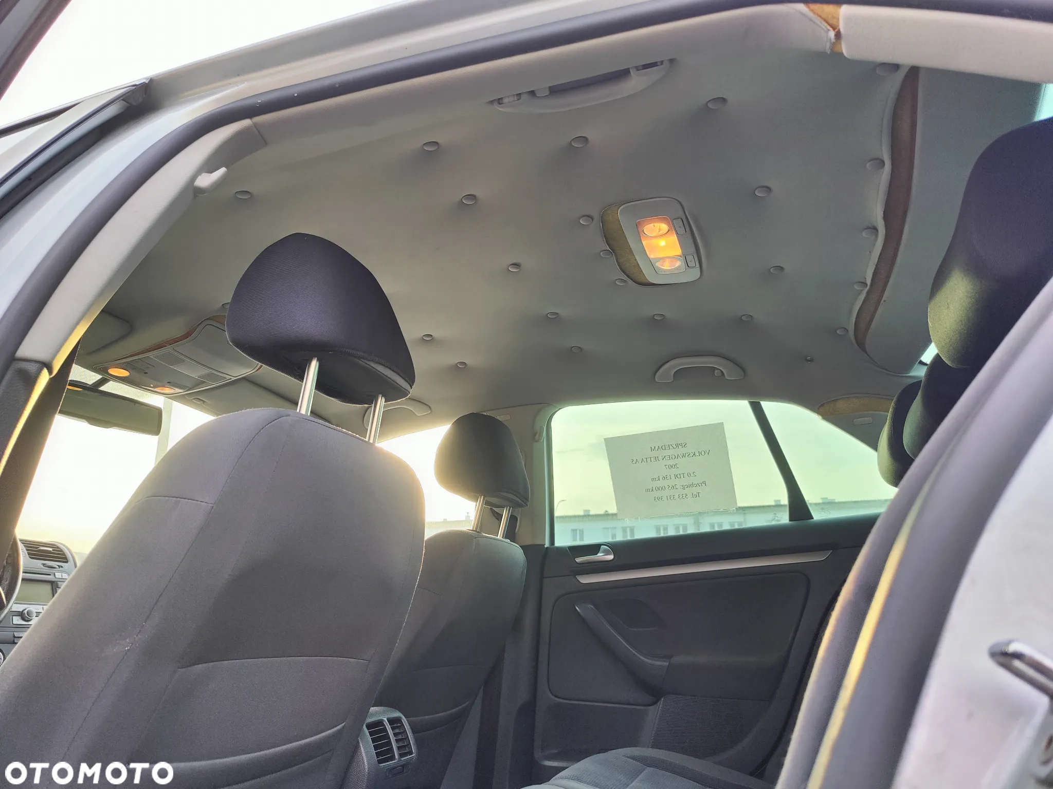 Volkswagen Jetta - 14