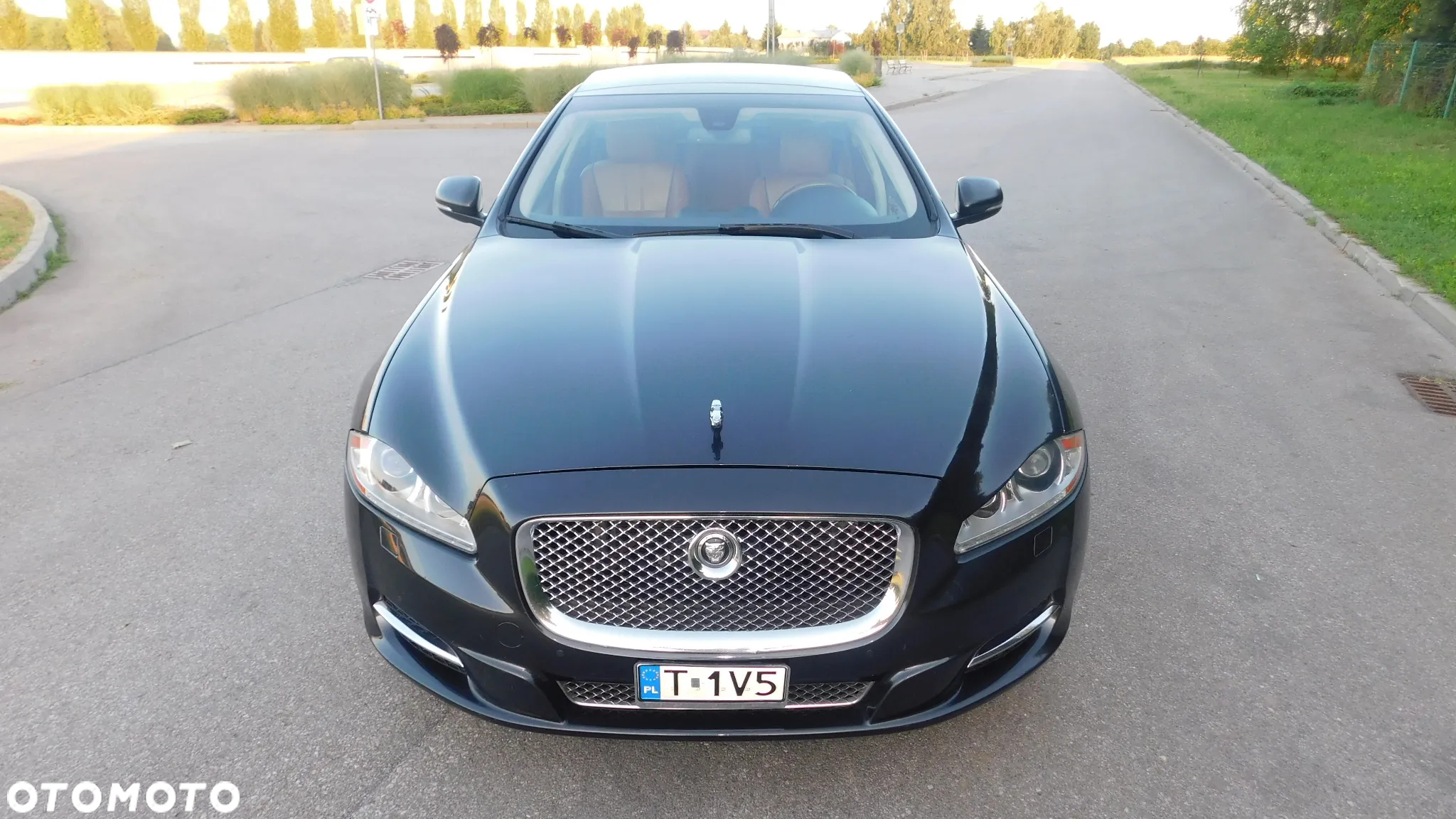 Jaguar XJ 5.0 V8 LWB Premium Luxury - 5
