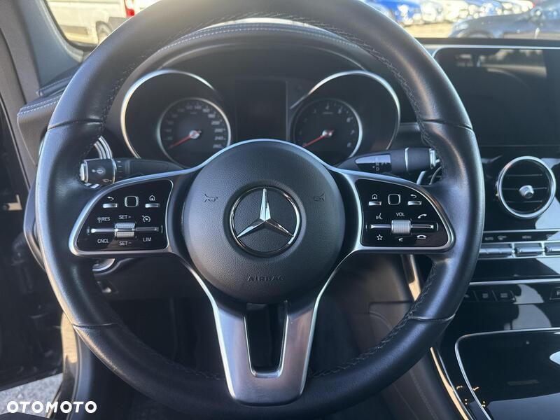 Mercedes-Benz GLC - 13