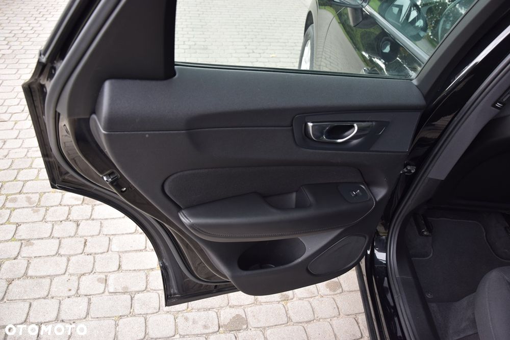 Volvo XC 60 B4 D AWD Geartronic Inscription - 31