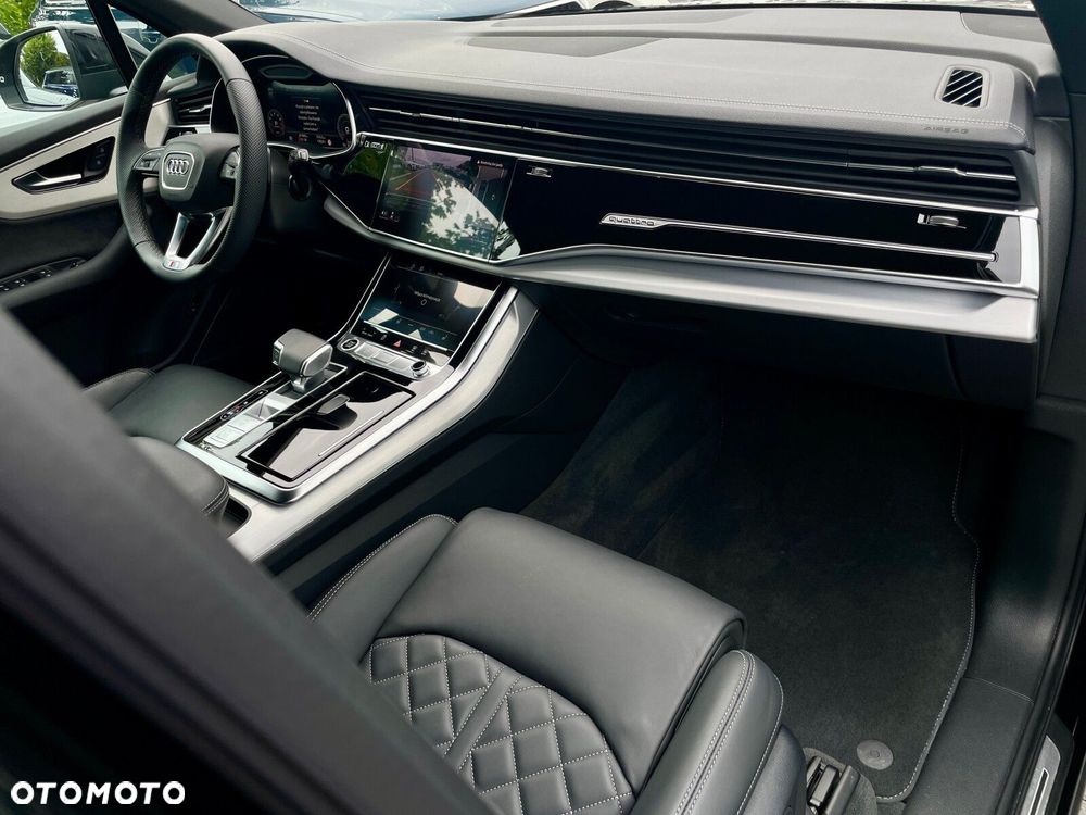 Audi Q7 - 11