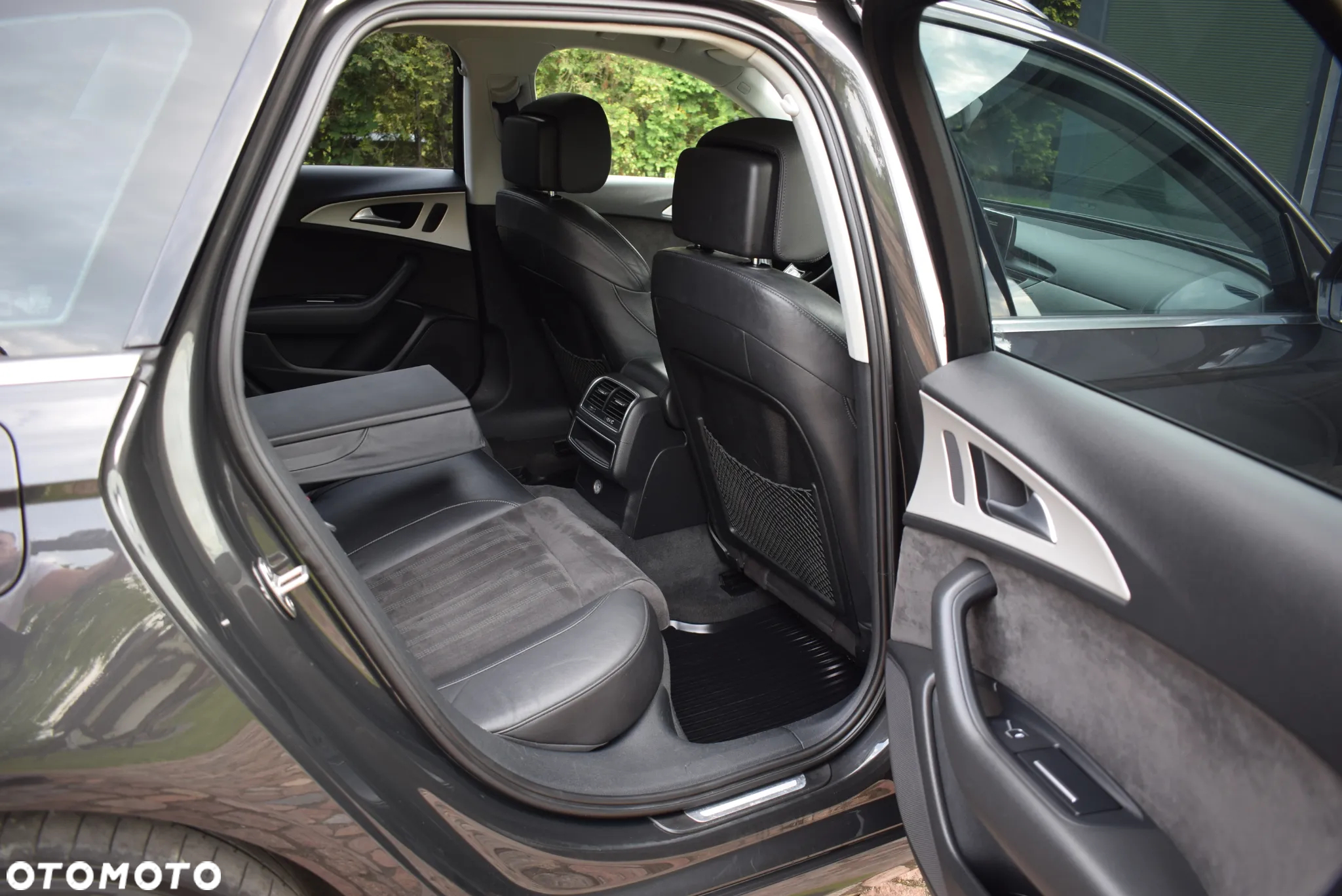 Audi A6 Avant 2.0 TDI Ultra S tronic - 31