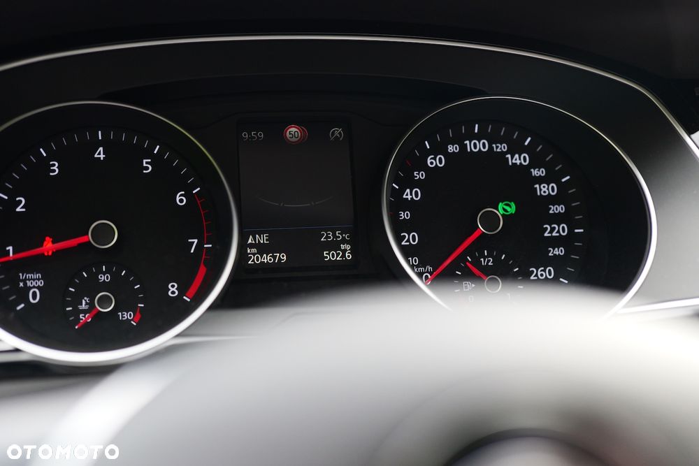 Volkswagen Passat 1.8 TSI BMT Comfortline DSG - 3