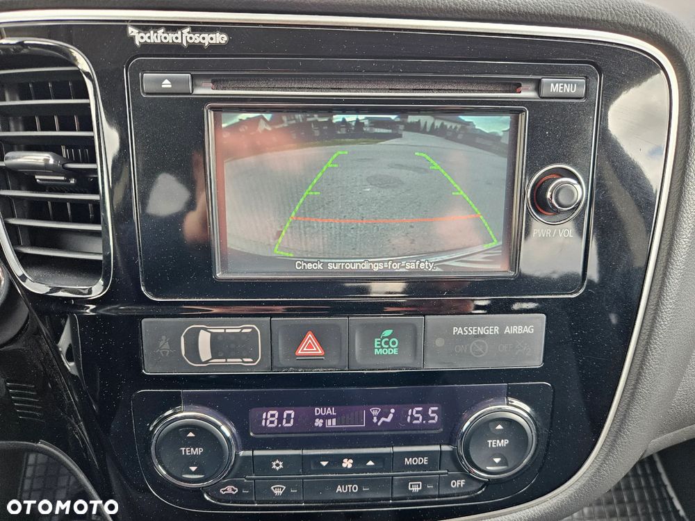 Mitsubishi Outlander 2.0 Intense Comfort 4WD CVT - 31