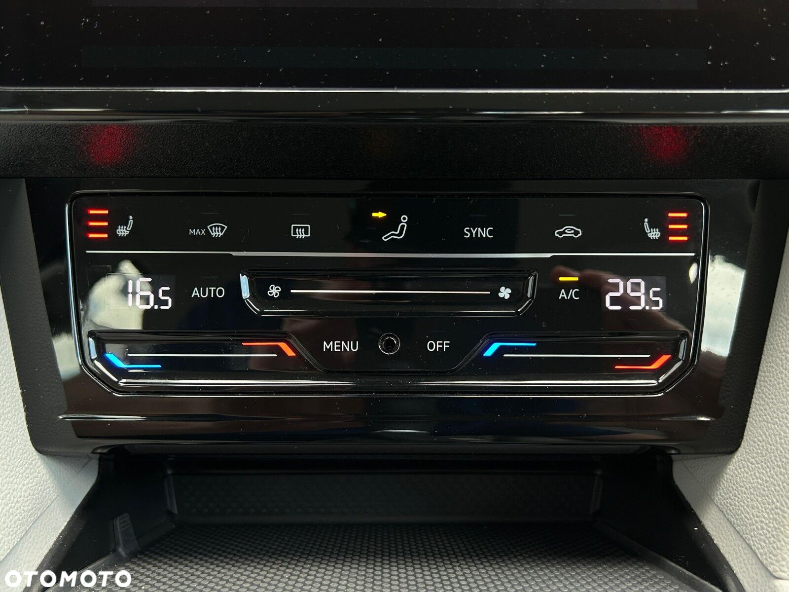 Volkswagen Passat 2.0 TDI EVO Elegance - 23