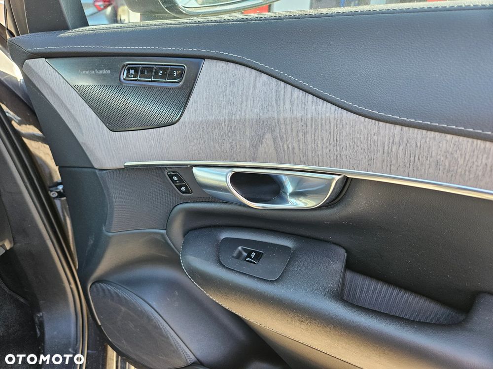 Volvo XC 90 B5 B AWD Plus Dark - 9