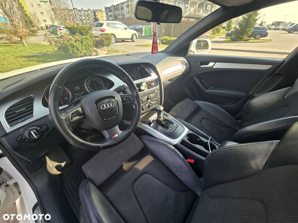Audi A4 Avant 2.0 TDI - 6