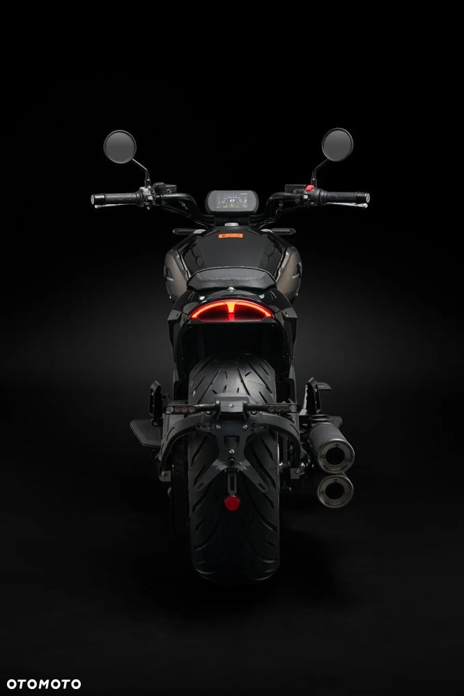 Morbidelli C1002V - 2