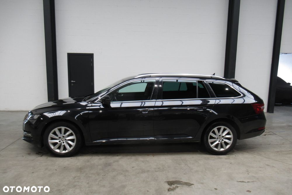 Skoda Superb 2.0 TDI Ambition - 2