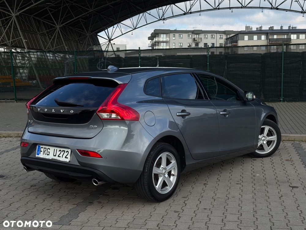 Volvo V40 D2 Summum - 3