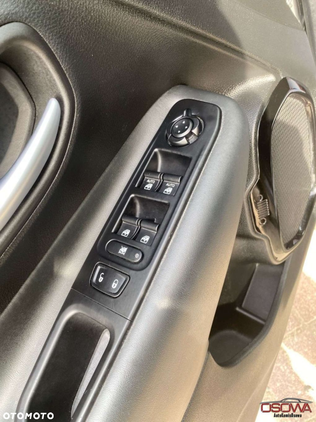 Jeep Renegade - 20