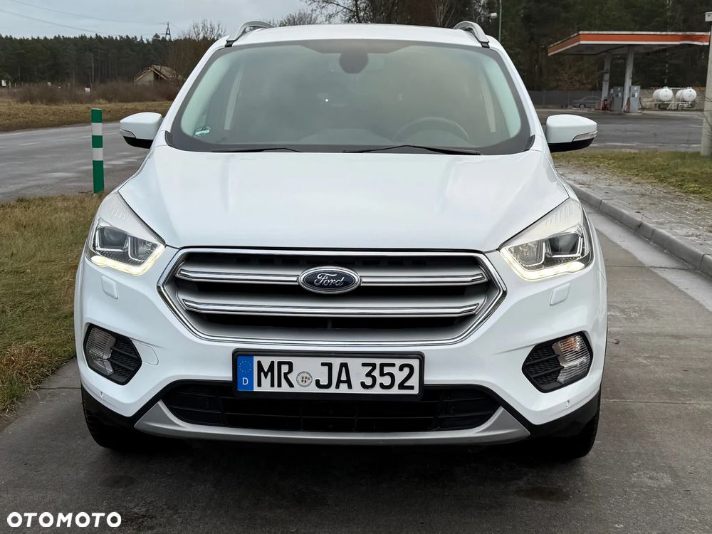 Ford Kuga 1.5 EcoBoost 2x4 Trend - 3