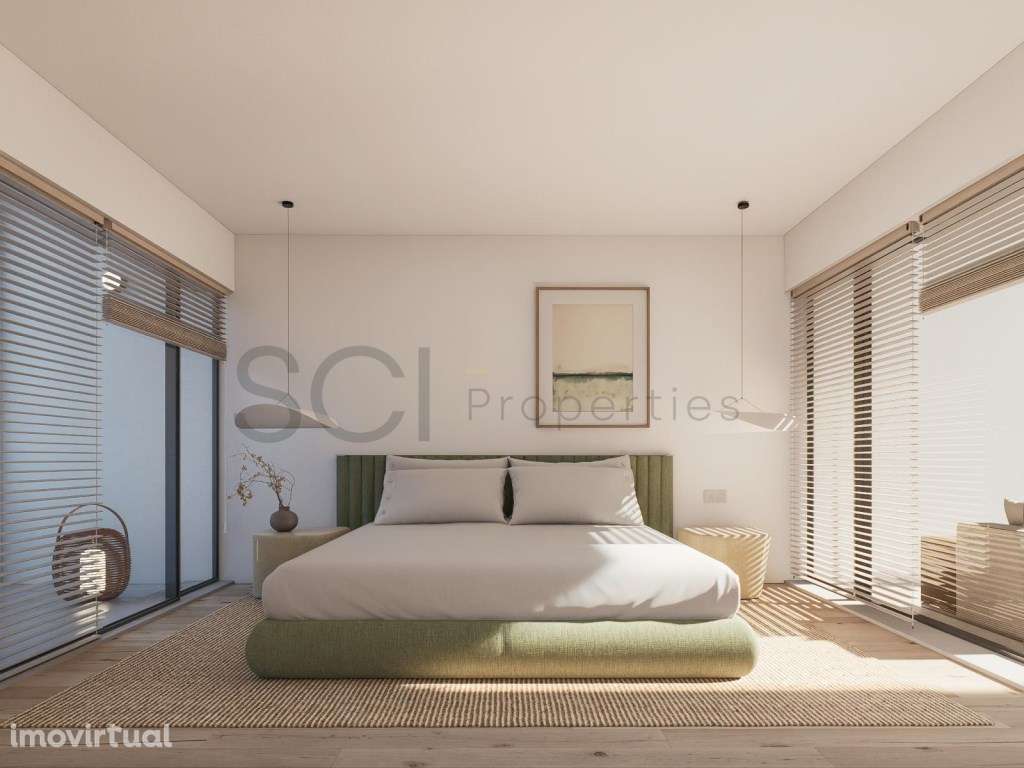 Moradia Isolada T4 Marisol Lote de 660 m2 Piscina e Garagem - Grande imagem: 2/21