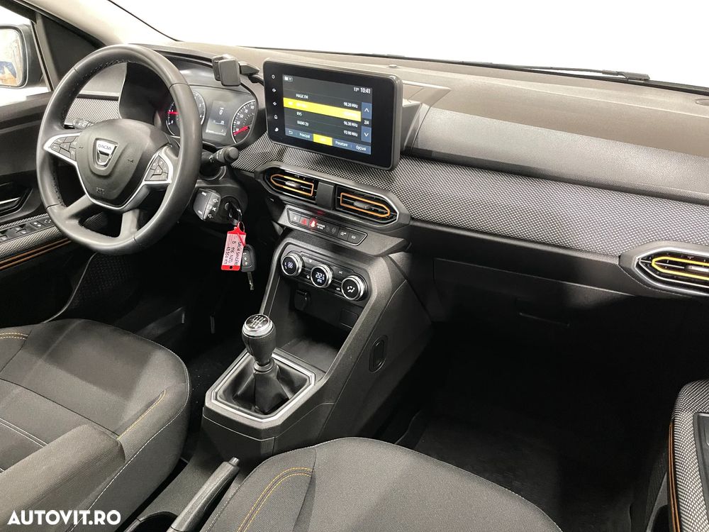Dacia Sandero Stepway TCe 90 MT6 Comfort - 8