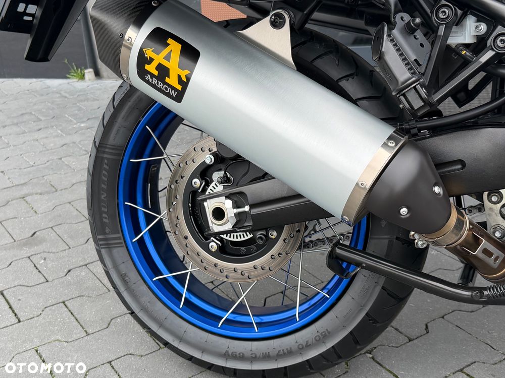 Suzuki V-STROM - 16