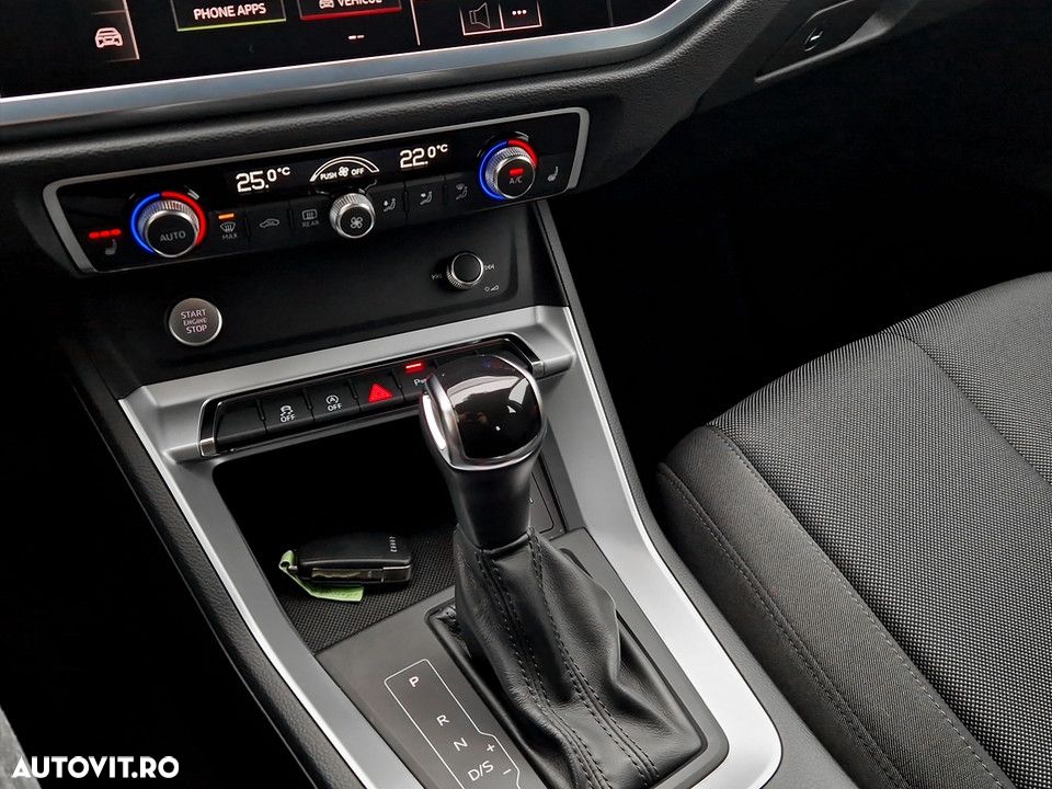 Audi Q3 2.0 40 TFSI S tronic quattro Advanced - 21