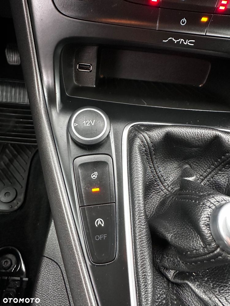 Ford Focus 1.5 TDCi DPF Start-Stopp-System Titanium - 28
