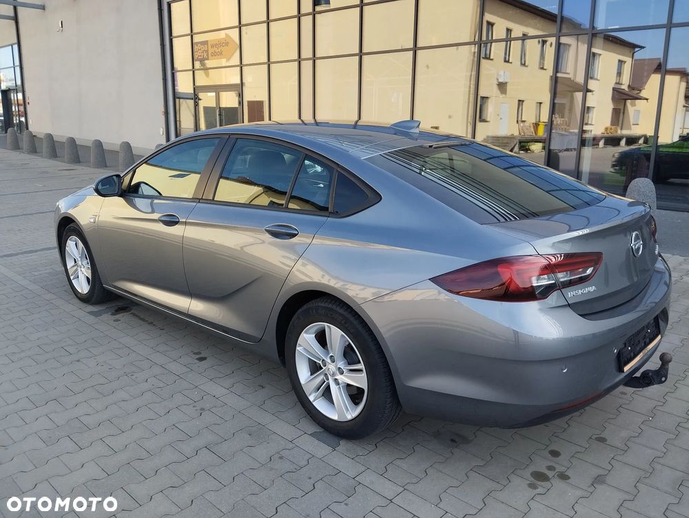 Opel Insignia 1.6 CDTI - 11