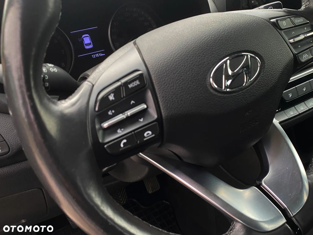 Hyundai i30 - 18
