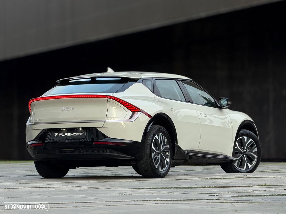 Kia EV6 77.4 kWh Tech - 41