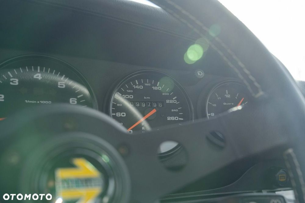 Porsche 911 - 38