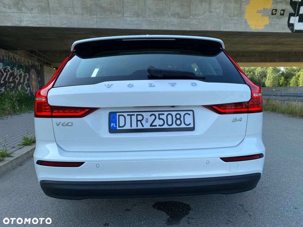 Volvo V60 B4 D Momentum Core - 5