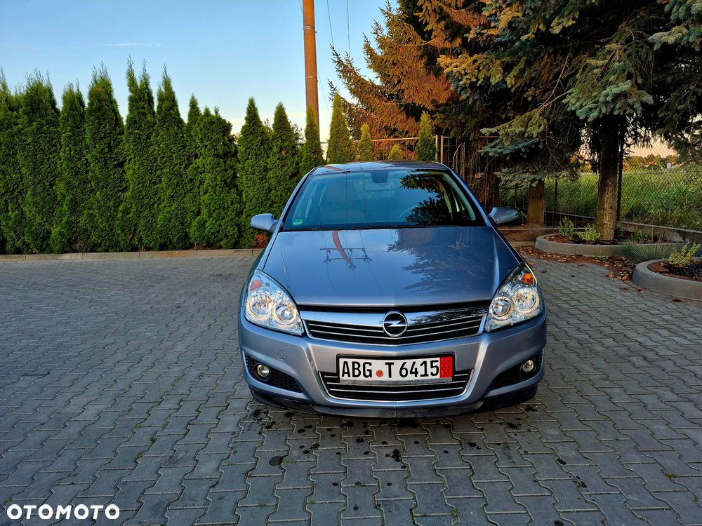 Opel Astra - 2