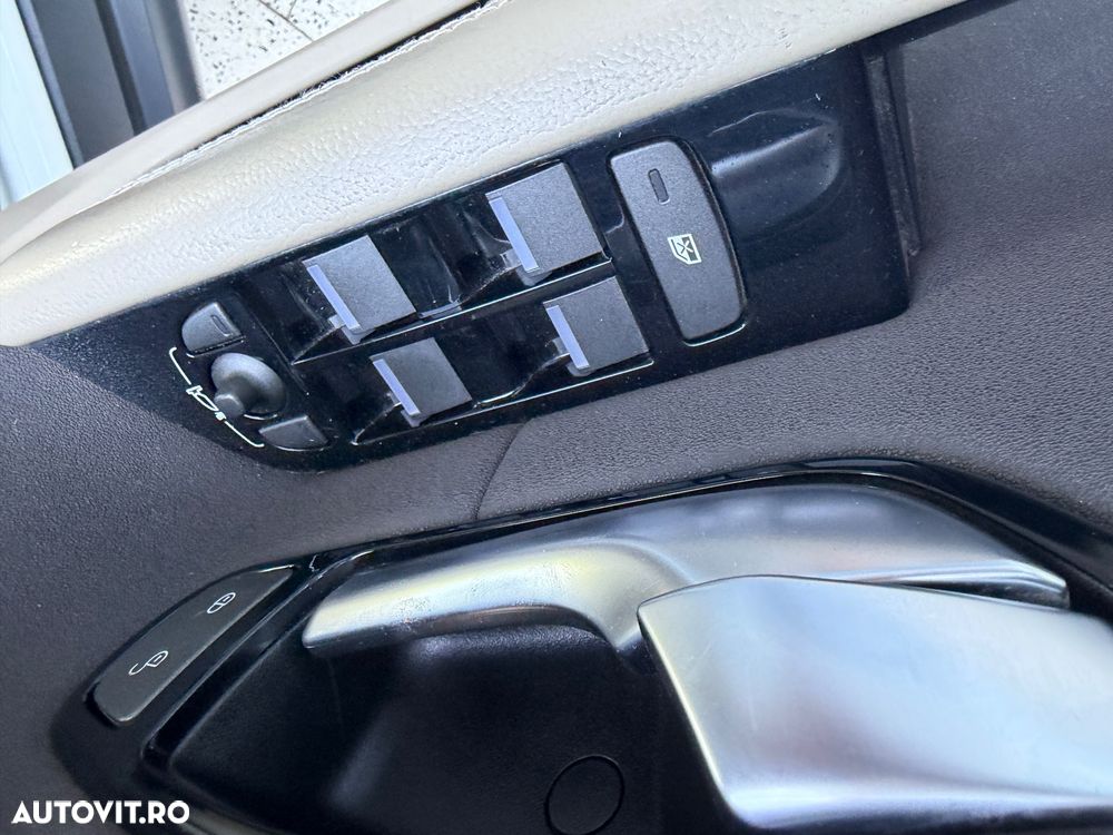 Land Rover Range Rover Evoque 2.0 D150 - 34