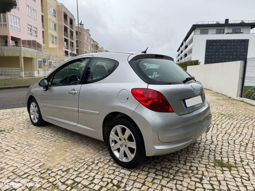 Peugeot 207 1.6 HDi Sport - 4