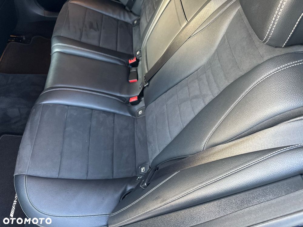 Mercedes-Benz Klasa E 200 4-Matic AMG - 26