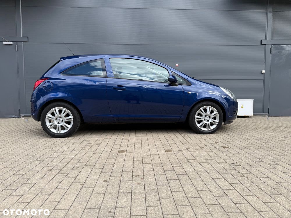 Opel Corsa 1.2 16V Edition - 8
