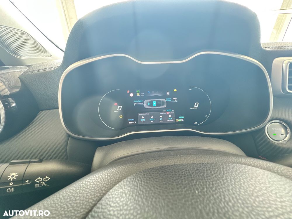 MG ZS EV - 13