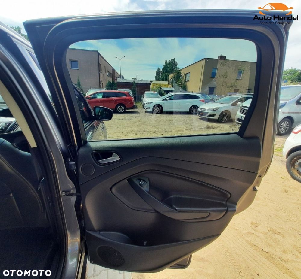 Ford Kuga 1.6 EcoBoost 2x4 Individual - 40