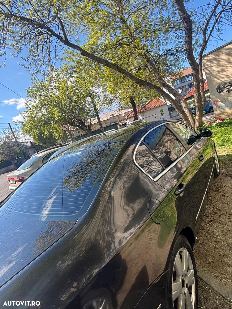 Volkswagen Passat - 6