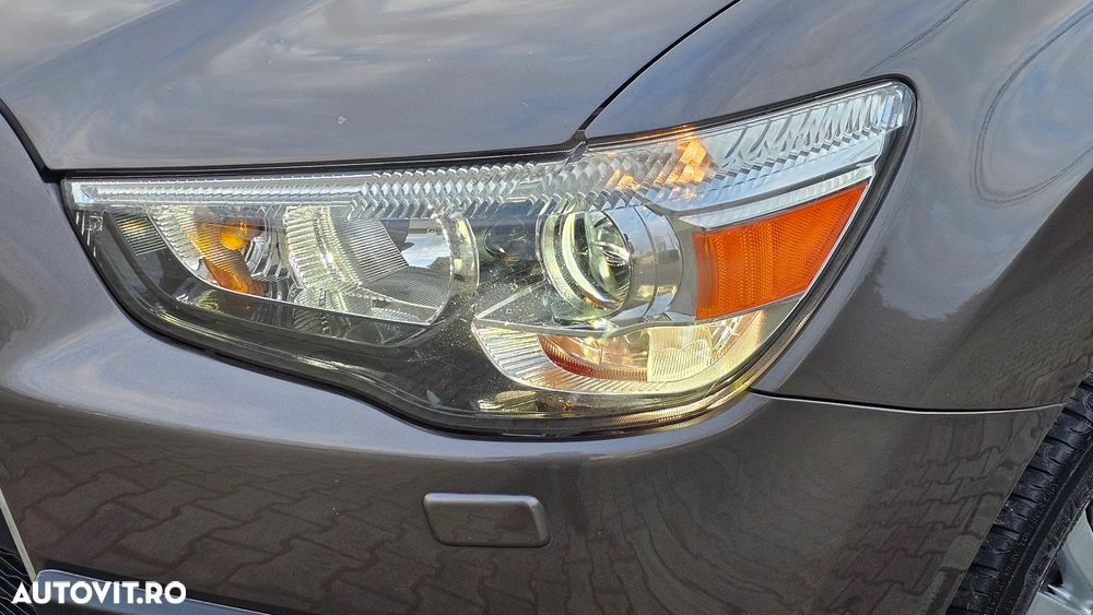 Mitsubishi ASX 1.8 DI-D 2WD Intense - 22