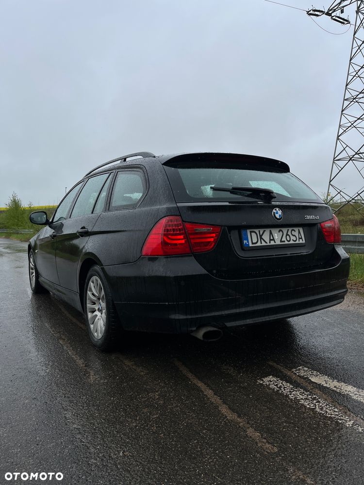 BMW Seria 3 318d DPF - 5