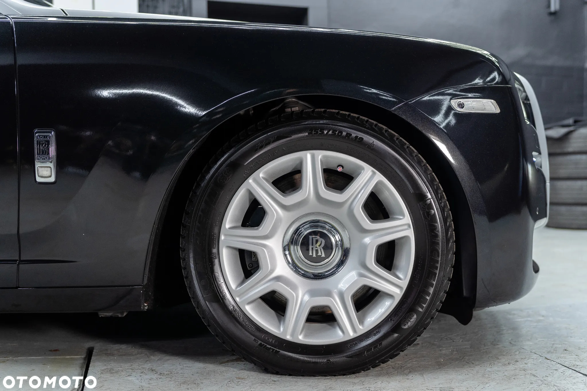 Rolls-Royce Ghost Standard - 37