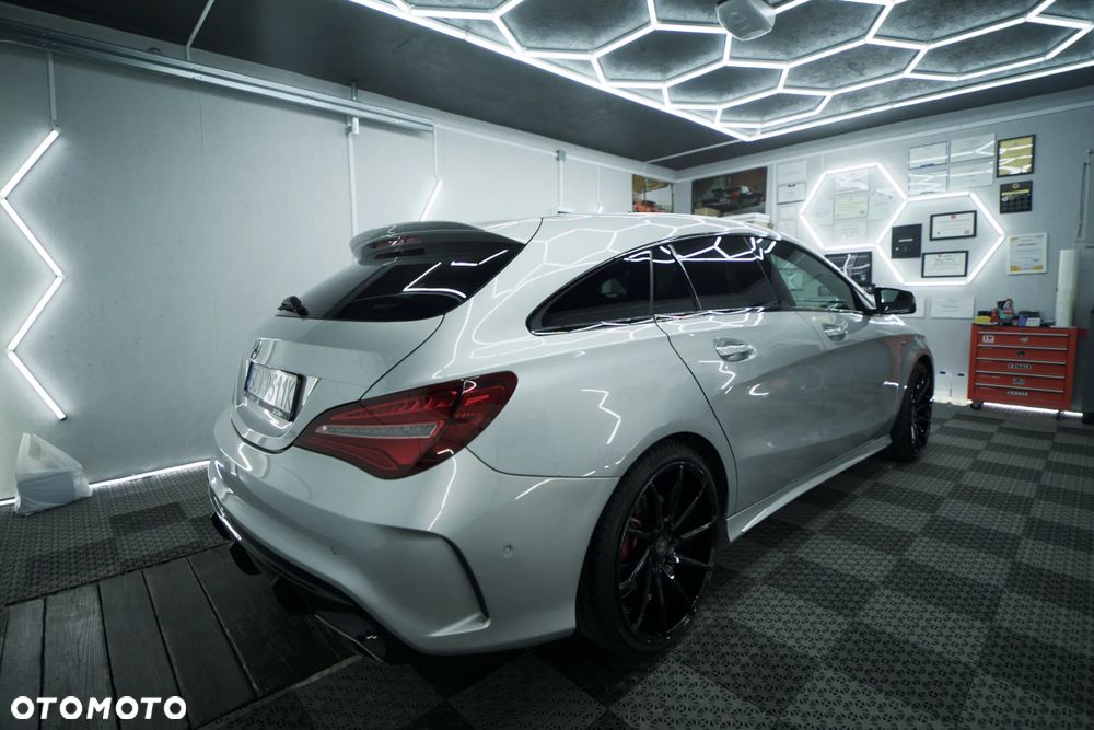 Mercedes-Benz CLA 250 4Matic 7G-DCT Sport - 2