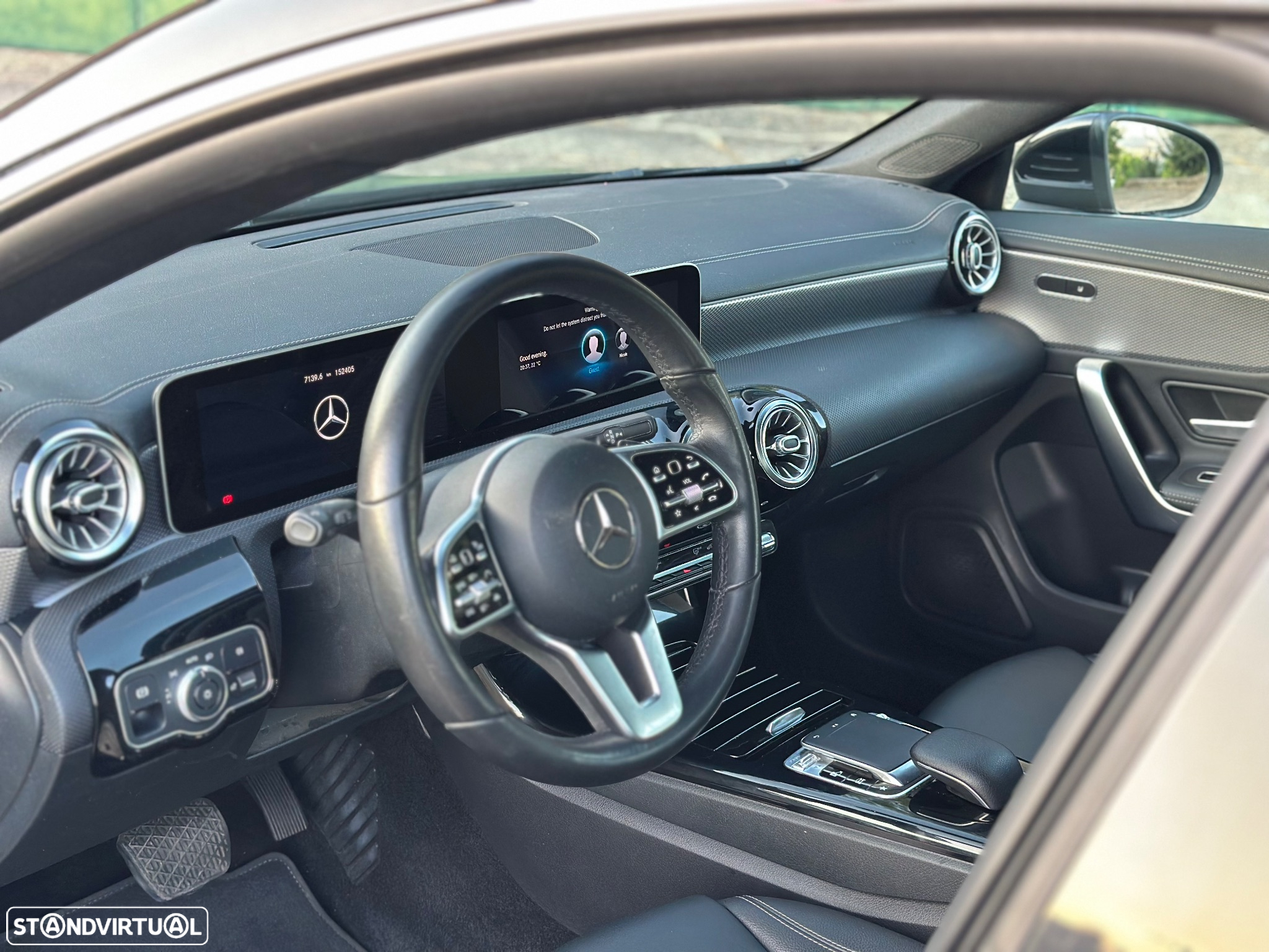 Mercedes-Benz CLA 180 d Shooting Brake 7G-DCT Progressive - 28