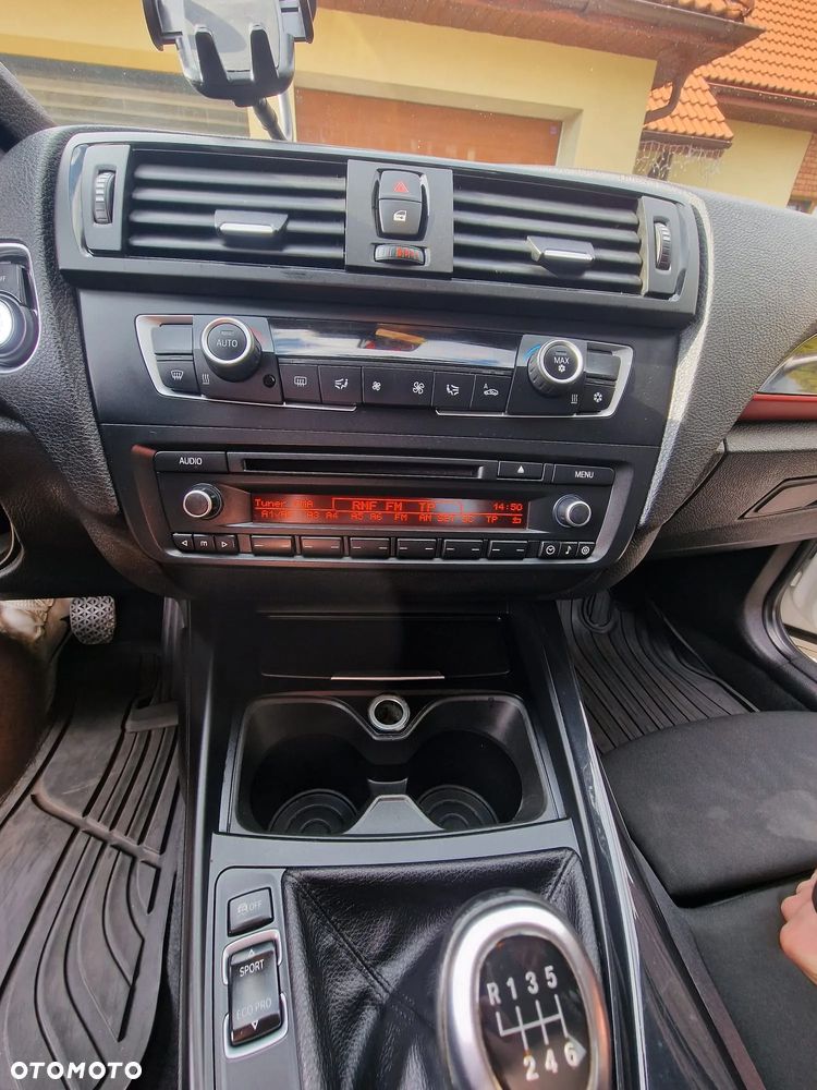BMW Seria 1 116d DPF Edition Sport - 13