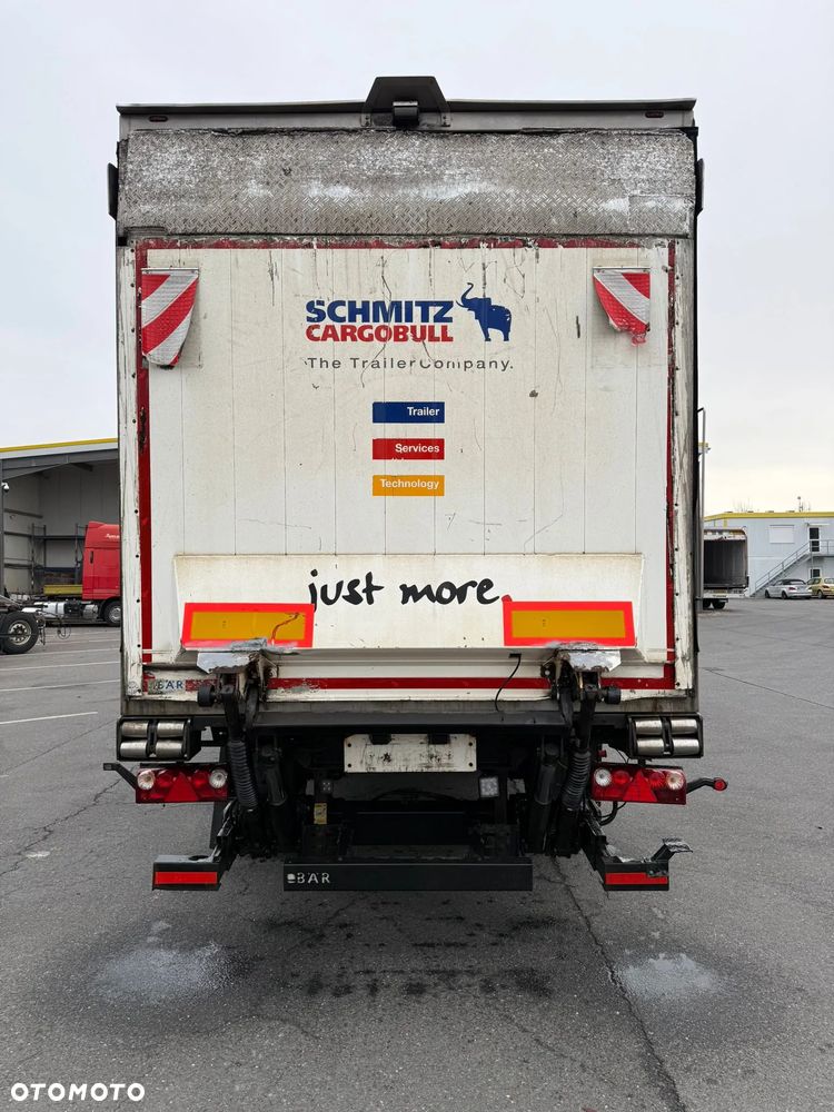 Schmitz Cargobull SKO 18 - 5
