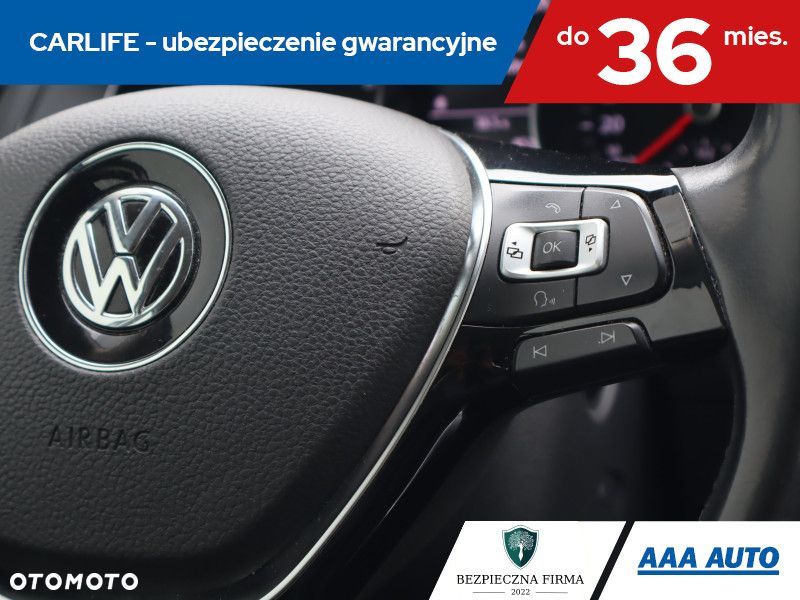 Volkswagen Passat - 18