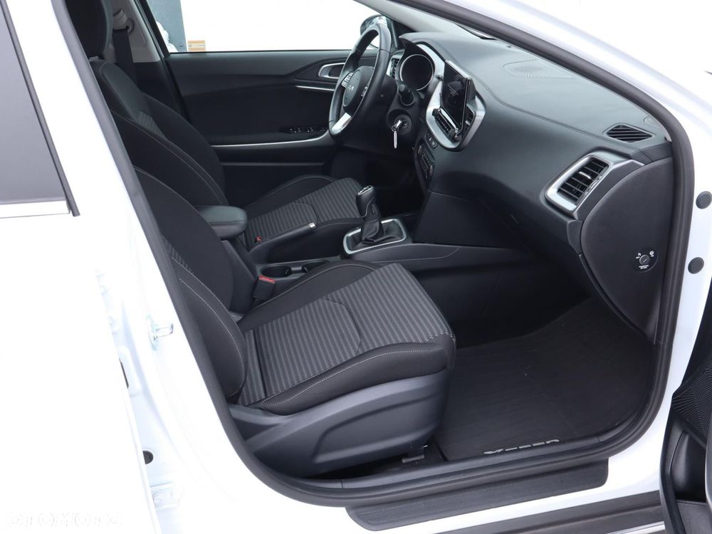 Kia XCeed 1.5 T-GDI M - 7