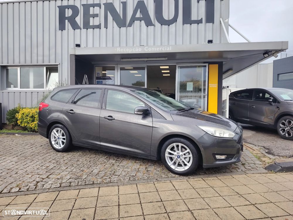 Ford Focus SW 1.0 EcoBoost S&S Business Edition - 17