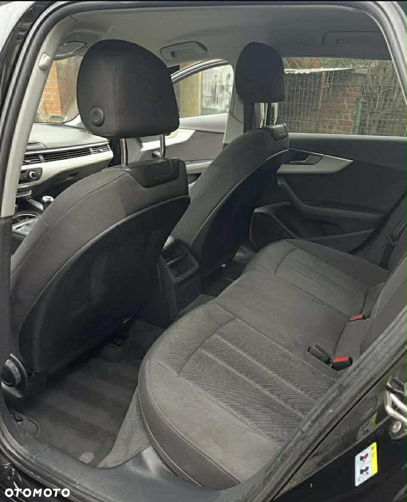 Audi A4 Avant 2.0 TDI - 7