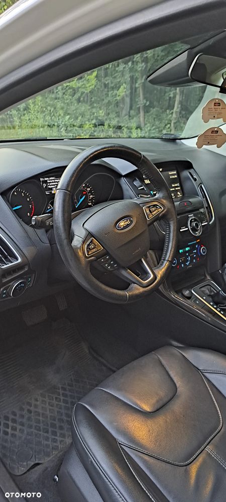 Ford Focus - 10