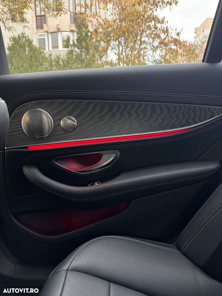 Mercedes-Benz E - 16